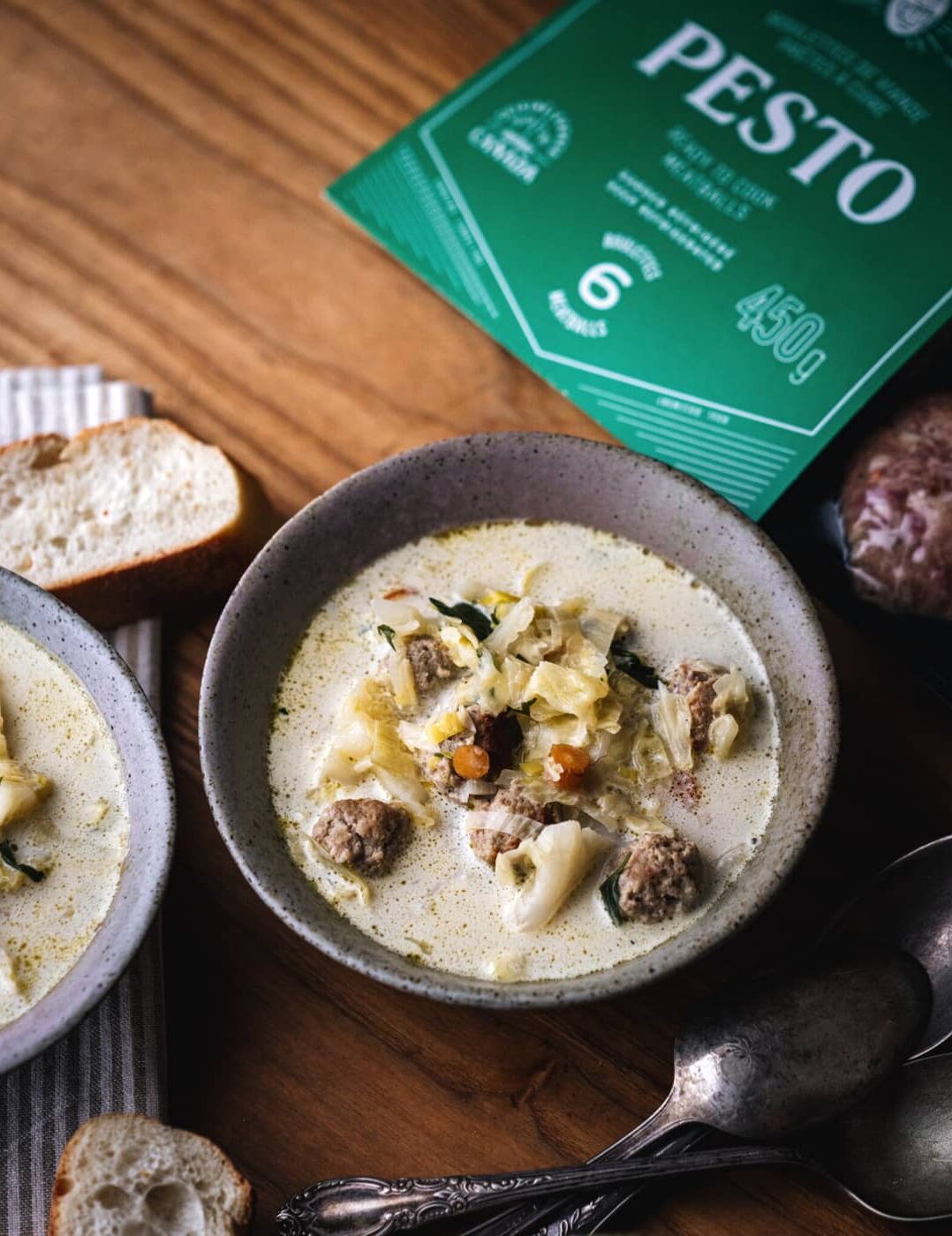 Soupe au chou et boulettes de viande