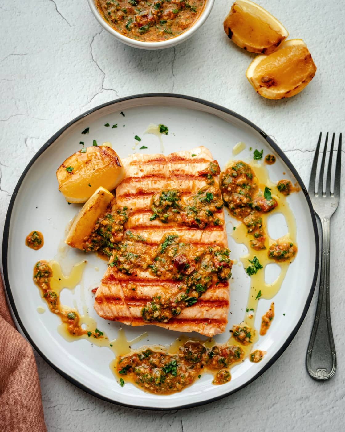 GRILLED SALMON WITH SICILIAN PESTO