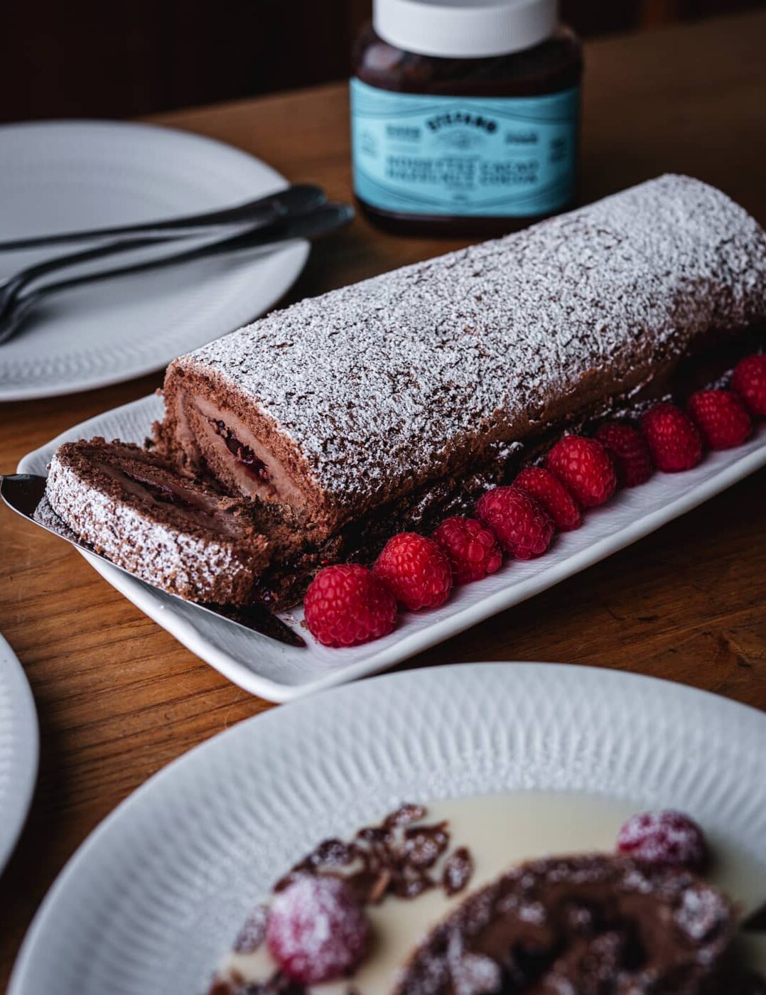 GÂTEAU ROULÉ CHOCO NOISETTES FRAMBOISES