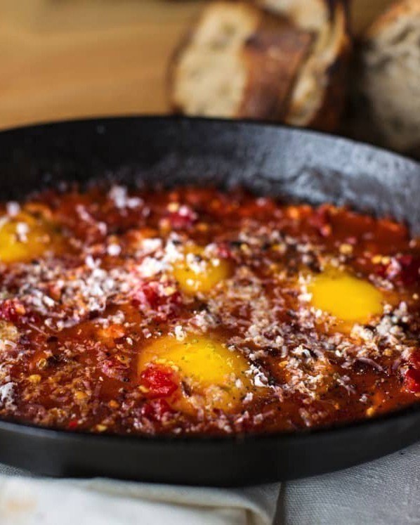 ITALIAN-STYLE EGGS IN PURGATORY