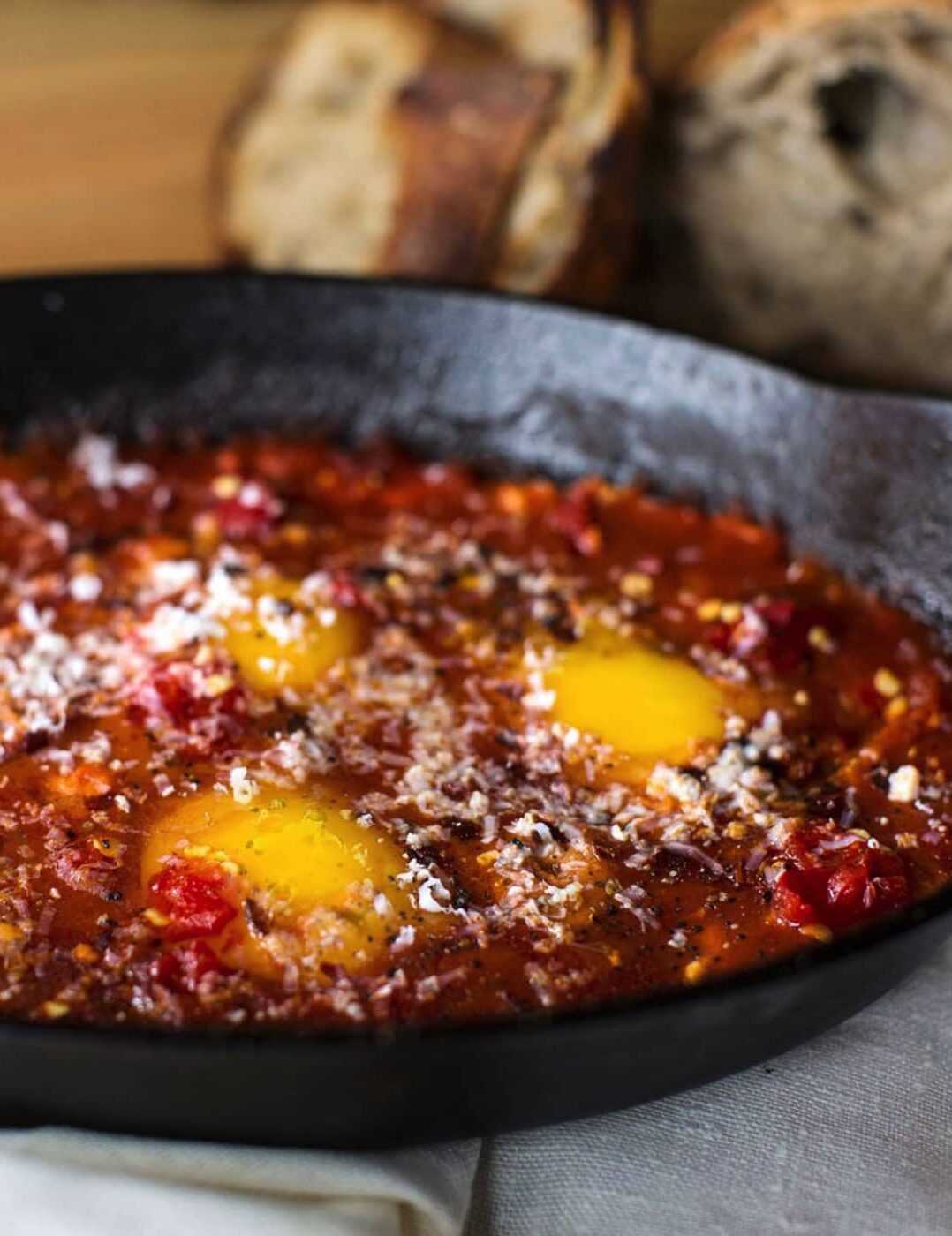 Oeufs en purgatoire à l’italienne