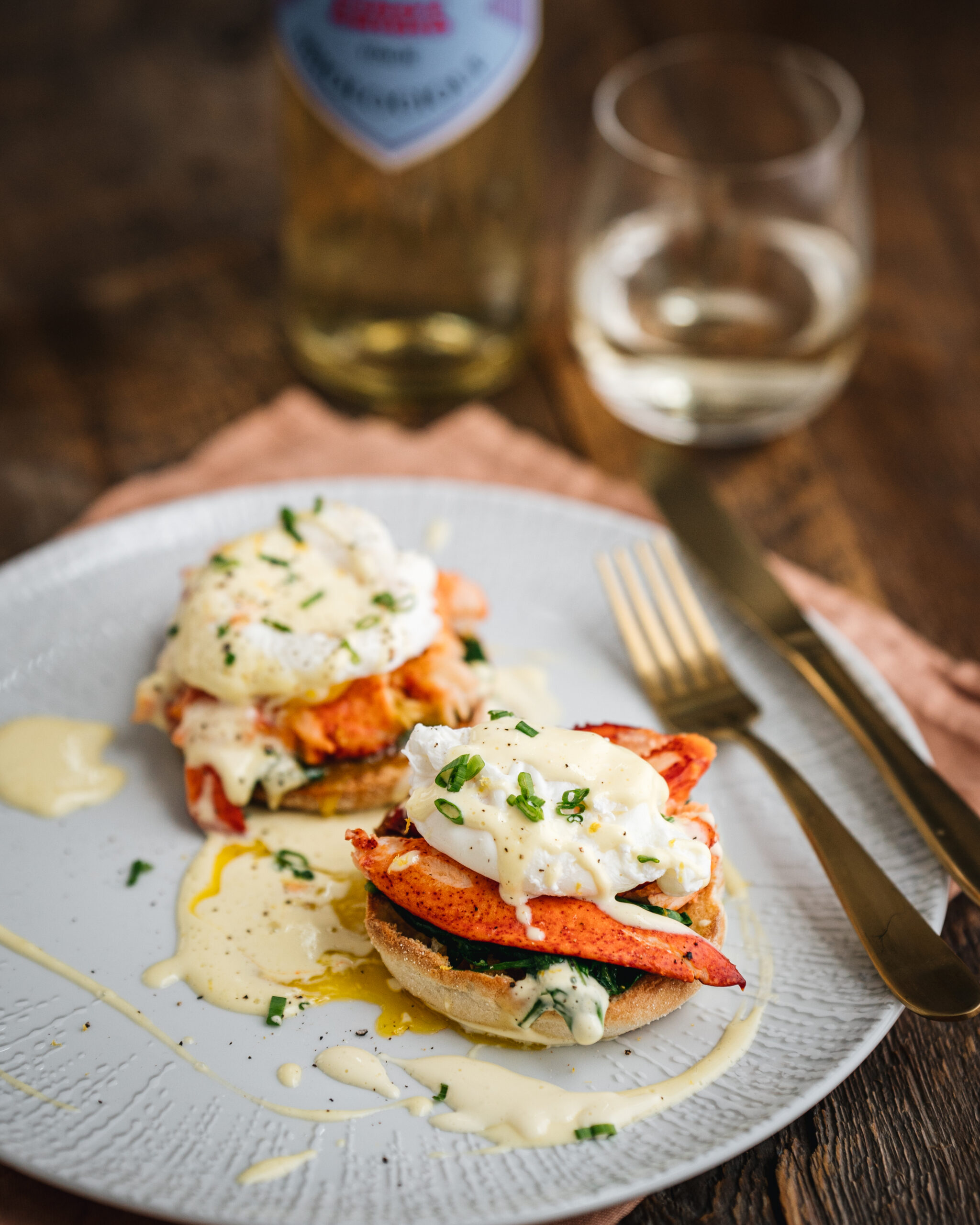 LOBSTER EGGS BENEDICT