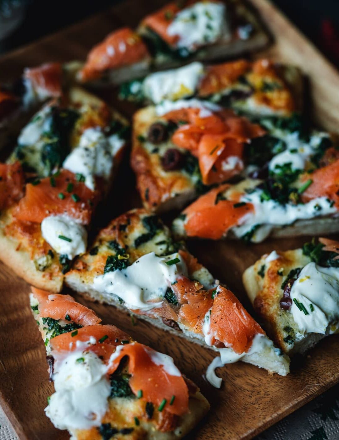 Canapés pizza au saumon fumé