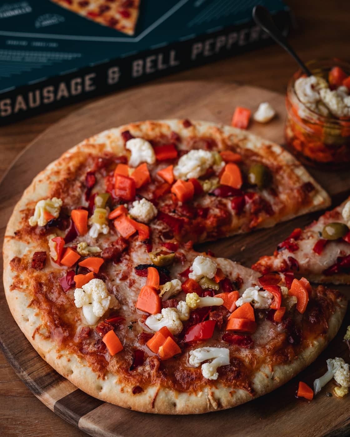 SAUSAGE & BELL PEPPER PIZZA WITH GIARDINIERA