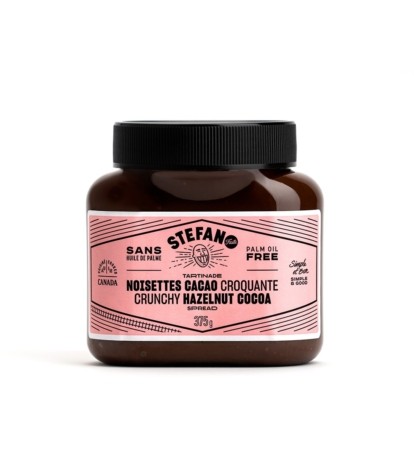 Imagine Stefano's rich chocolaty hazelnut cocoa spread but with the addition of crunchy bits of toasted hazelnuts. You don’t have to imagine it because this is it! With a new and improved recipe and more luscious texture, the Stefano spread contains no palm oil and is gluten free. The only question is: to spread or to spoon?