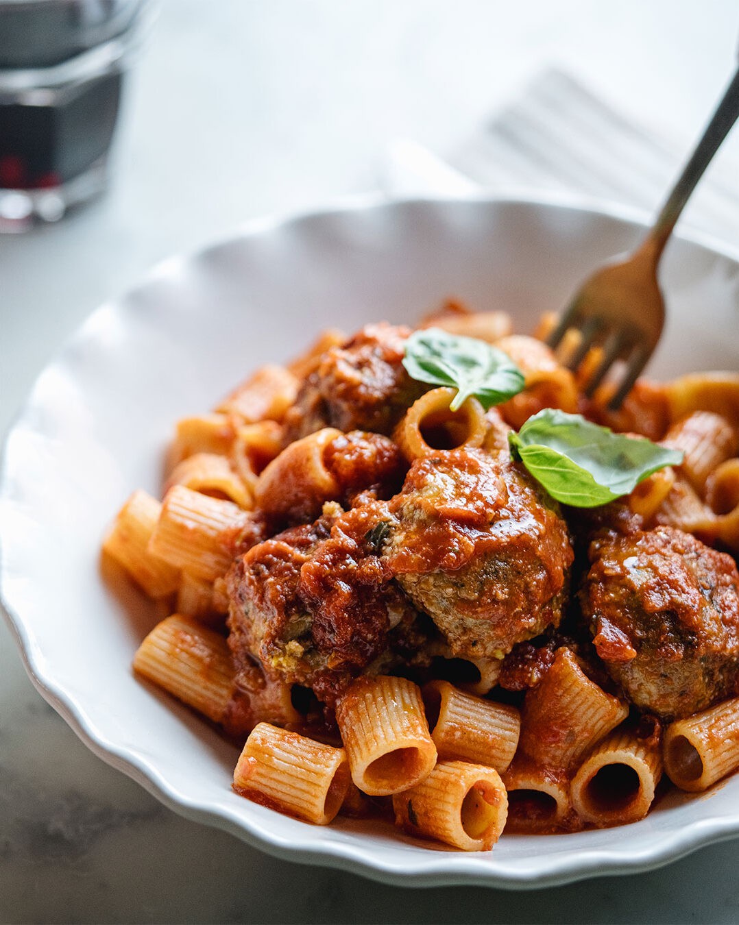 Mezzi rigatoni with lentil meatballs
