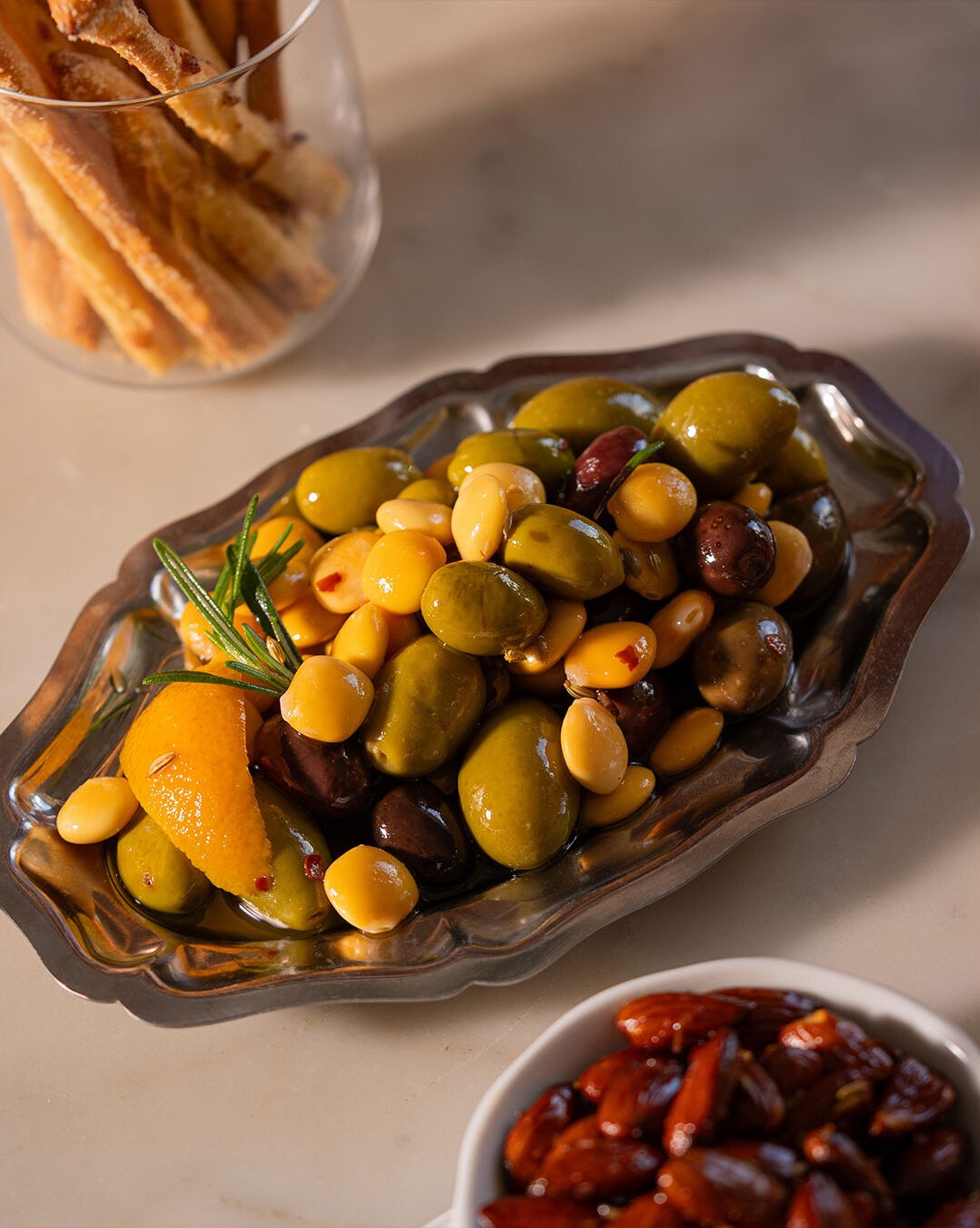 Lupini et olives façon negroni