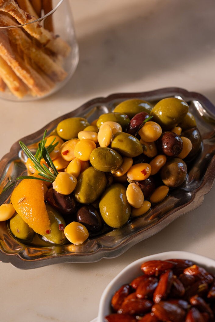 Lupini et olives façon negroni