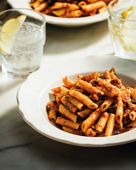 Penne with tuna sauce